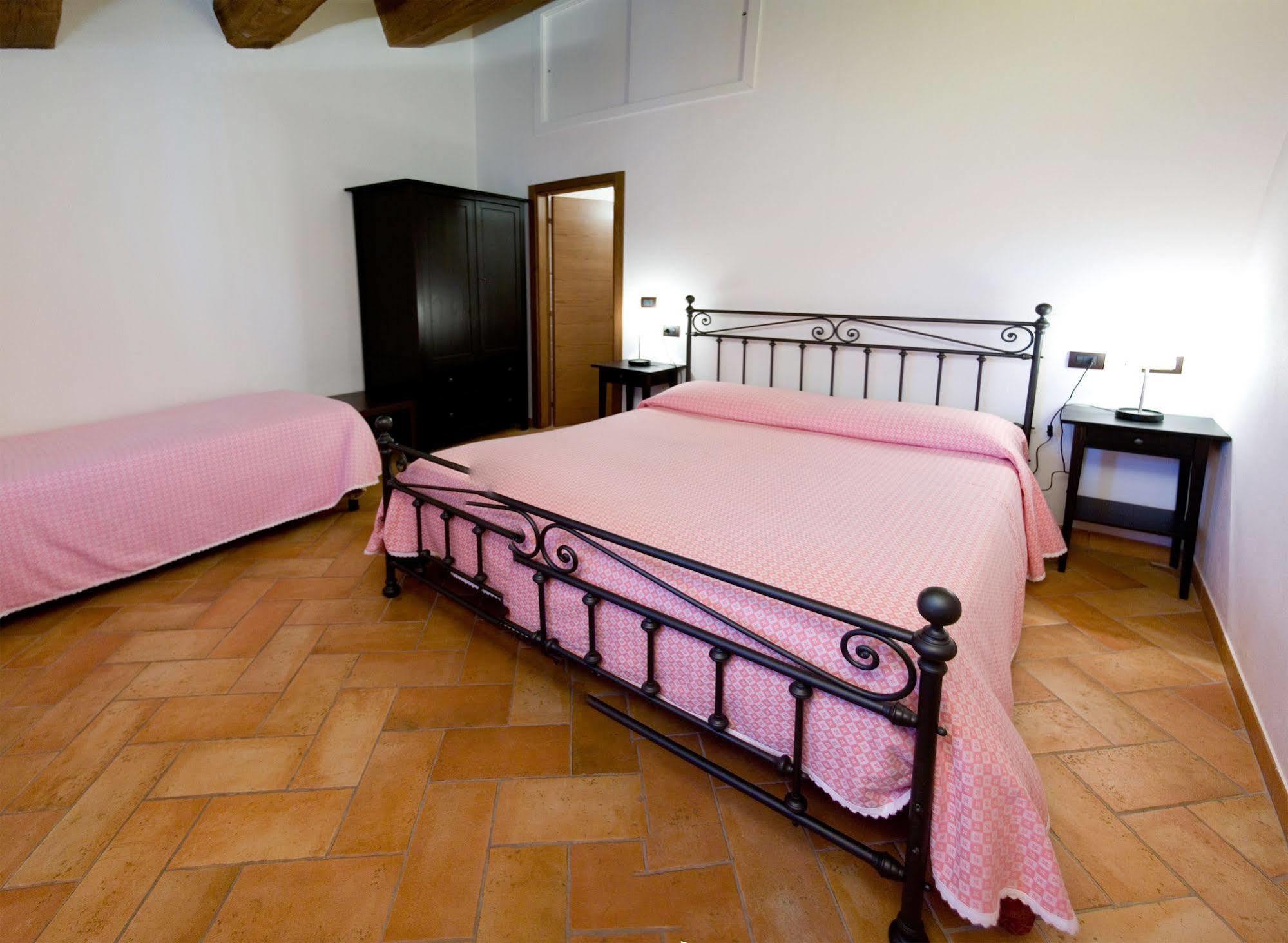 Fermignano Villa Martina מראה חיצוני תמונה